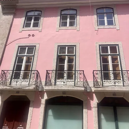 Charming In Baixa